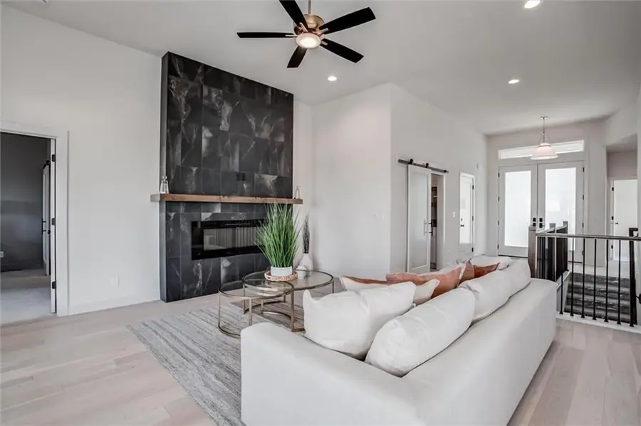 2701 Wheatley Drive, Blue Springs, MO 64029 - Image #3