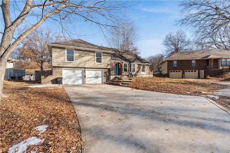 1324 SW 22nd Street, Blue Springs, MO 64015 - Image #2