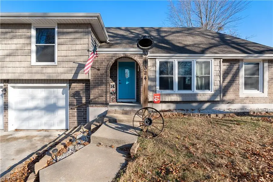 1324 SW 22nd Street, Blue Springs, MO 64015 - Image #3