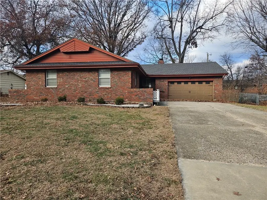 7308 Cedar Avenue, Raytown, MO 64133 - Image #2