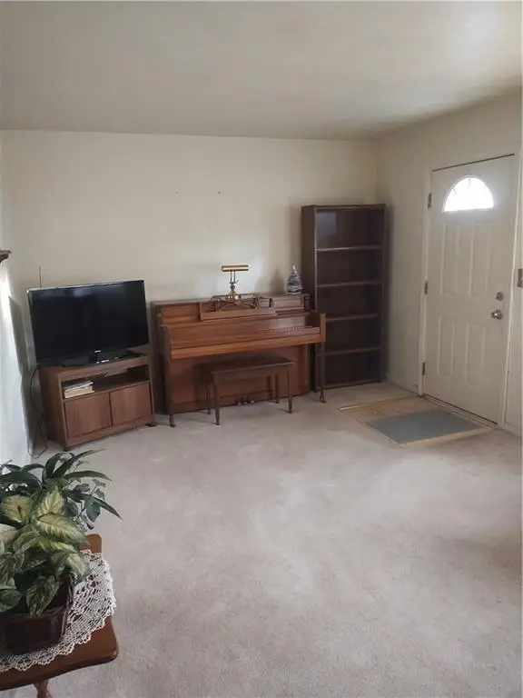 2304 NE Pursell Road, Gladstone, MO 64118 - Image #3