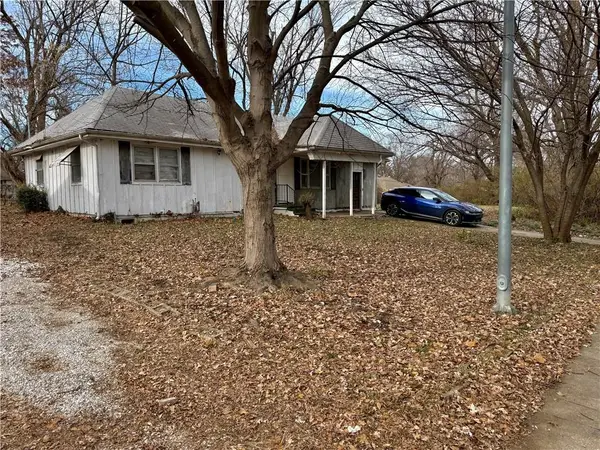 10802 Bennington Avenue, Kansas City, MO 64134