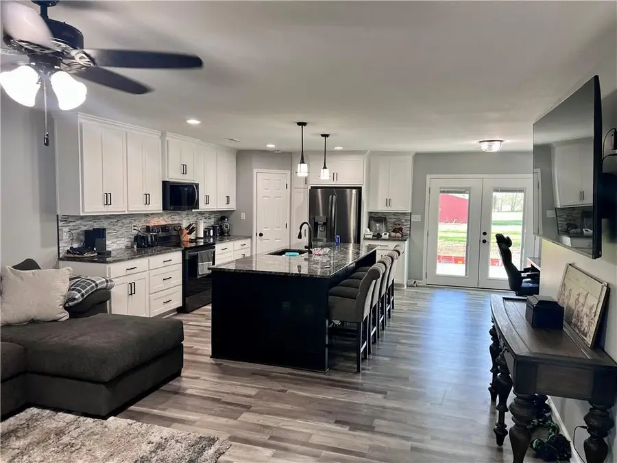 303 W Chestnut Street, Archie, MO 64725 - Image #2