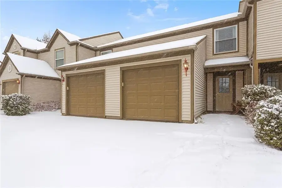 5436 N Fairmount Avenue, Kansas City, MO 64118 - Image #3