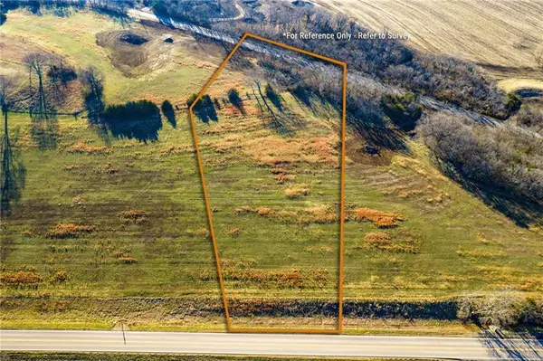 1040 SE Stanley Road, Tecumseh, KS 66542