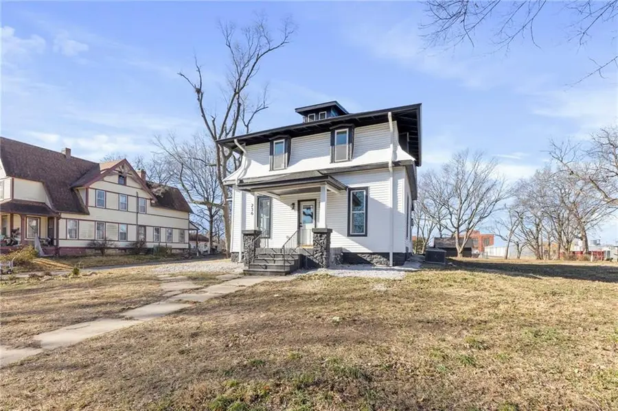 236 S Ash Street, Ottawa, KS 66067 - Image #3