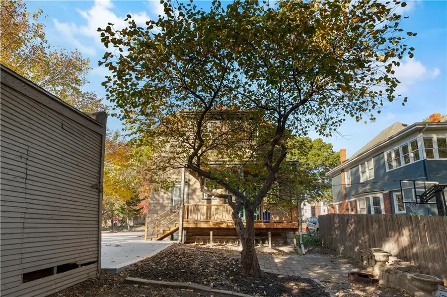 3833 Wyandotte Street, Kansas City, MO 64111 - Image #3