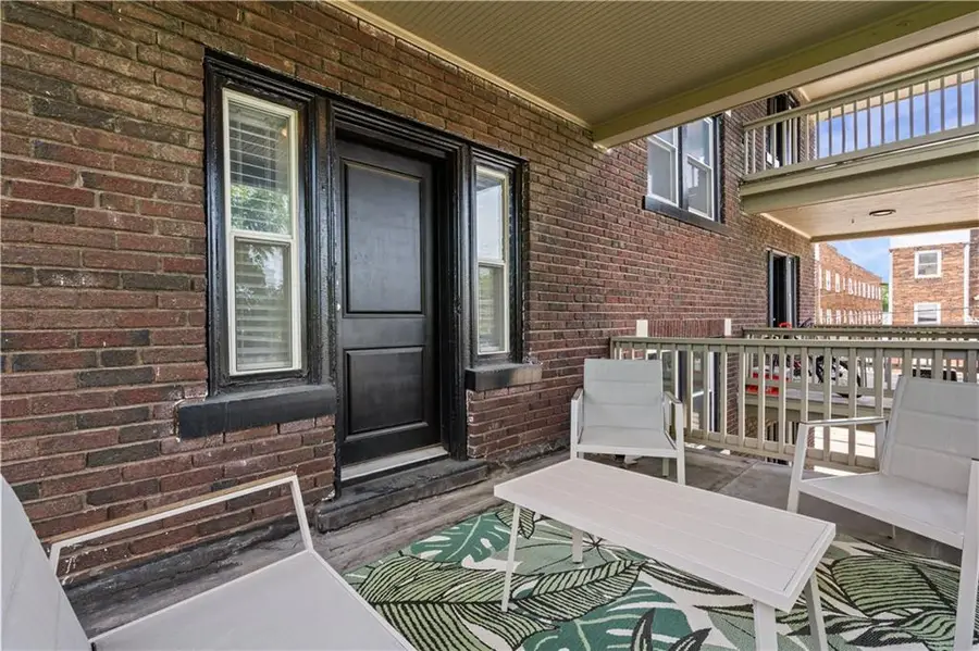 3841 Wyandotte Street, Kansas City, MO 64111 - Image #2