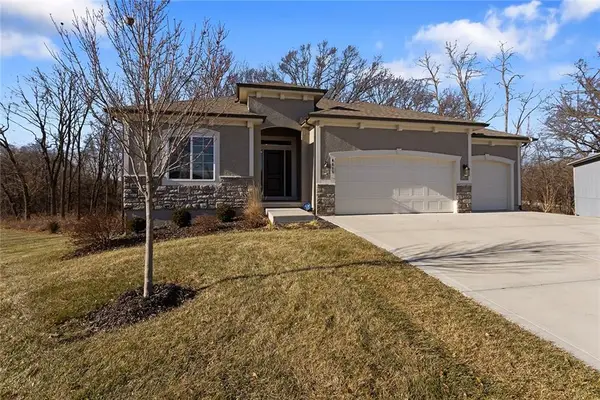 6615 NW 107th Court, Kansas City, MO 64154