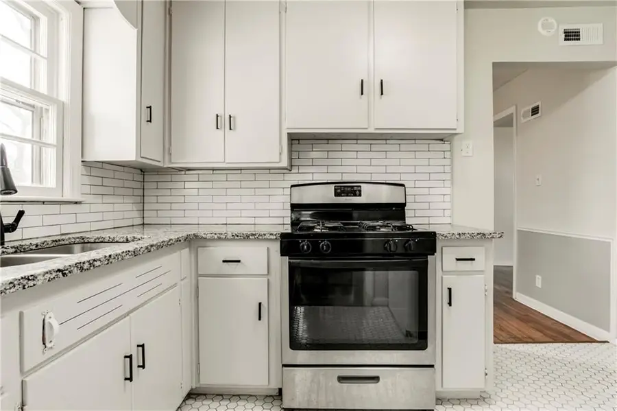 5333 Outlook Street, Mission, KS 66202 - Image #3