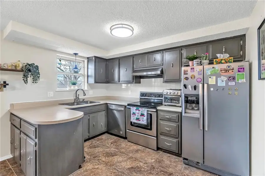 5016 N Bellaire Avenue, Kansas City, MO 64119 - Image #2