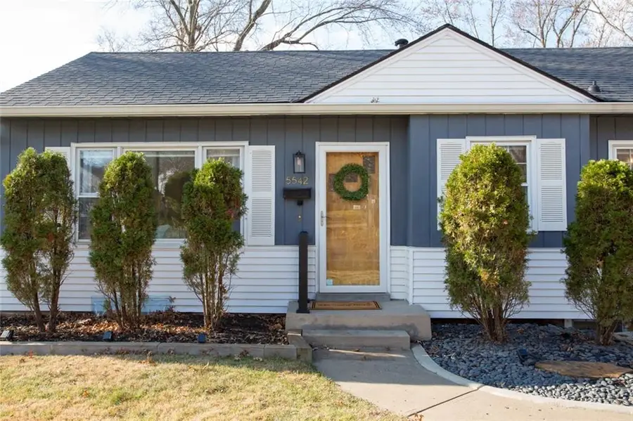 5542 Ash Drive, Roeland Park, KS 66205 - Image #2