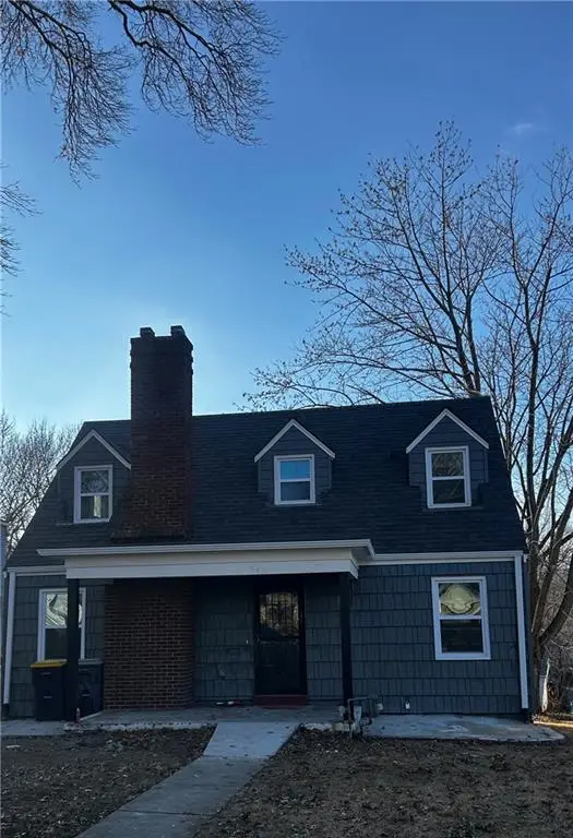 6340 College Avenue, Kansas City, MO 64132