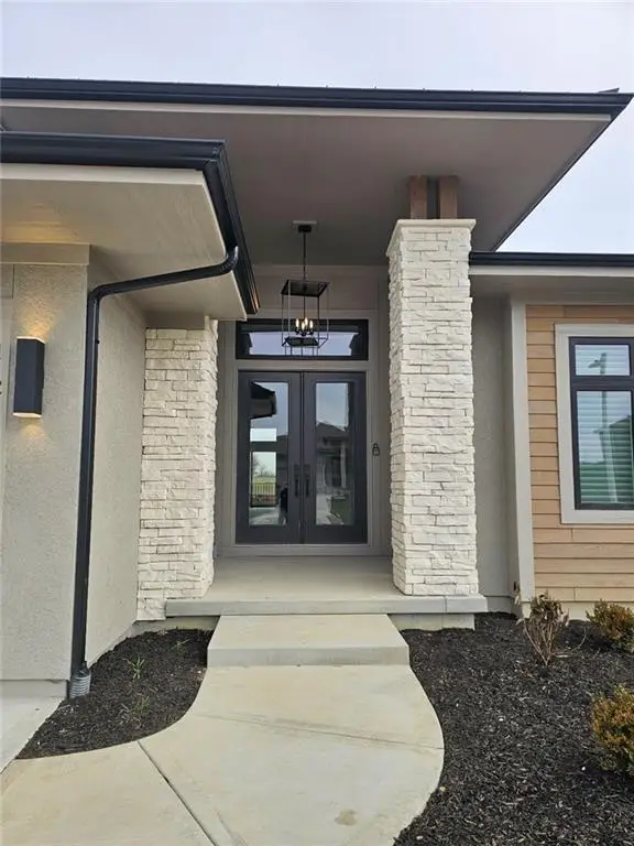 11245 S Sunray Drive, Olathe, KS 66061 - Image #3