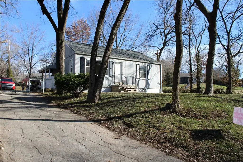 1505 Valley Road, Kansas City, KS 66102 - Image #1