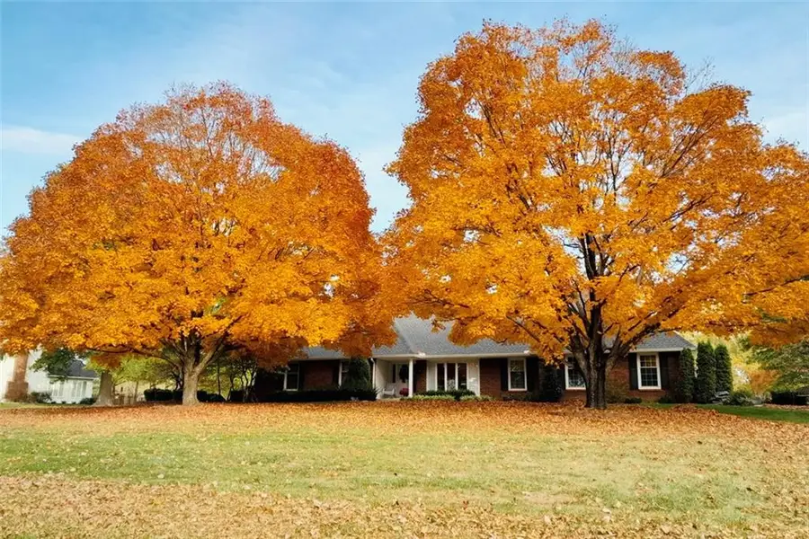 13023 Pratt Road, Lees Summit, MO 64086 - Image #2