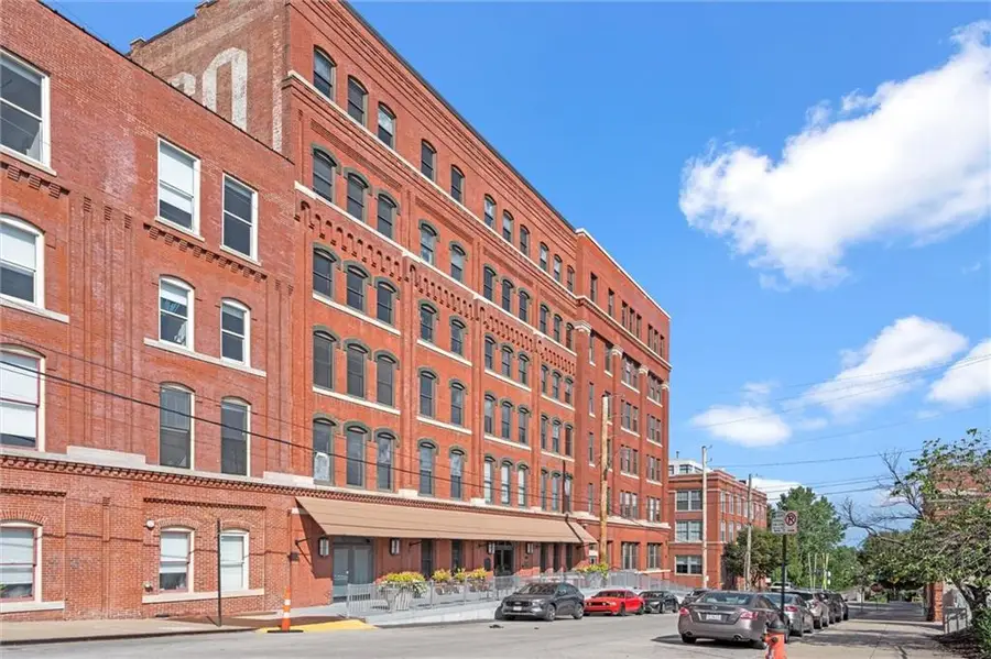 200 Main Street #410, Kansas City, MO 64105 - #3