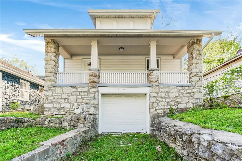 2722 Raytown Road, Kansas City, MO 64128 - Image #1