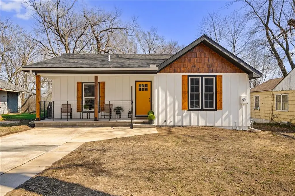 1339 S Hocker Avenue, Independence, MO 64055 - #1