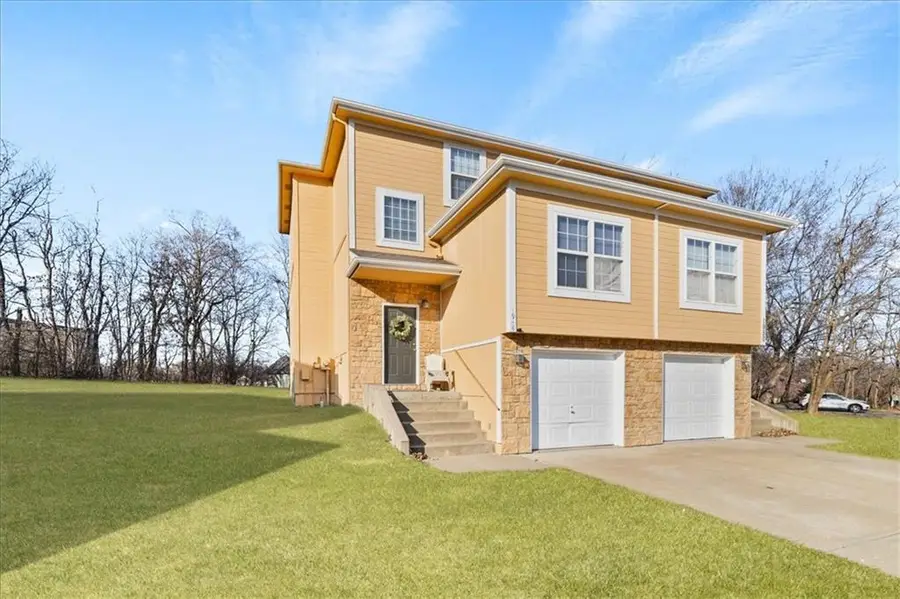 1948 N 80th Court, Kansas City, KS 66112 - Image #2