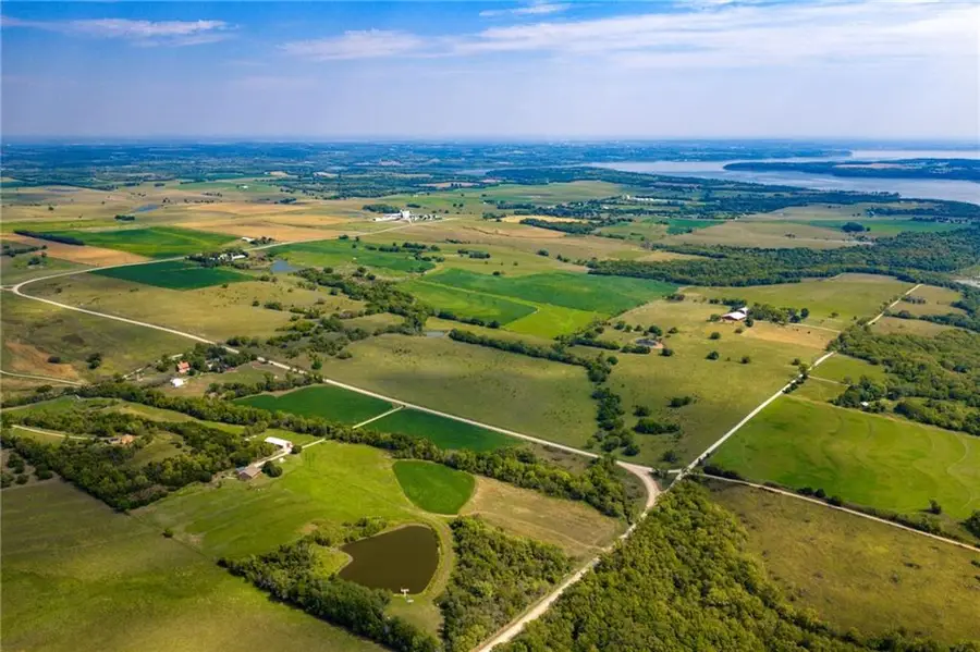 110 N 1150 Road, Berryton, KS 66409 - #3