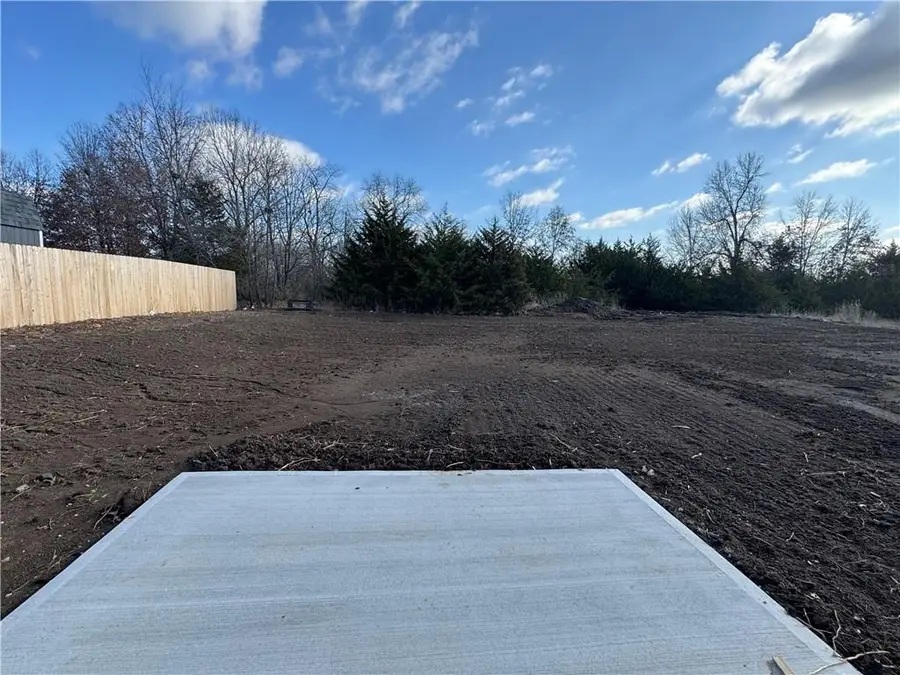 327 NE 51 Road, Warrensburg, MO 64093 - Image #2