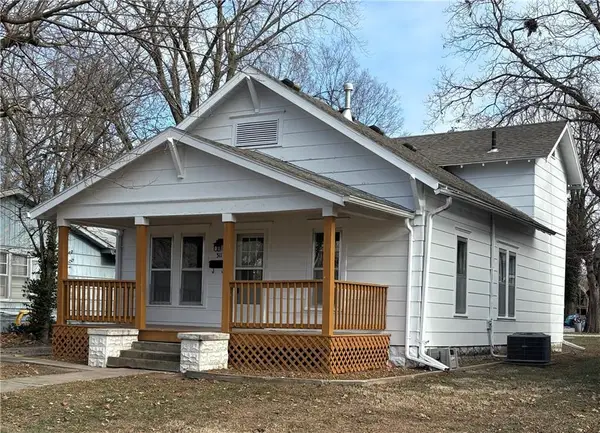 311 S Sycamore Street, Iola, KS 66749