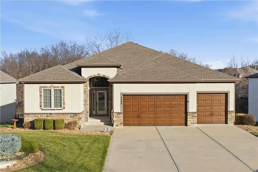 1808 NE Parks Summit Boulevard, Lees Summit, MO 64064 - #2