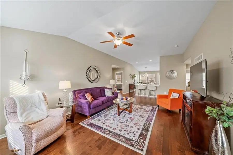 8715 N Belton Avenue, Kansas City, MO 64154 - Image #2