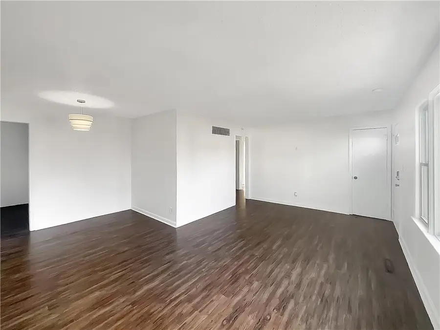 6705 N Charlotte Street, Kansas City, MO 64118 - Image #3