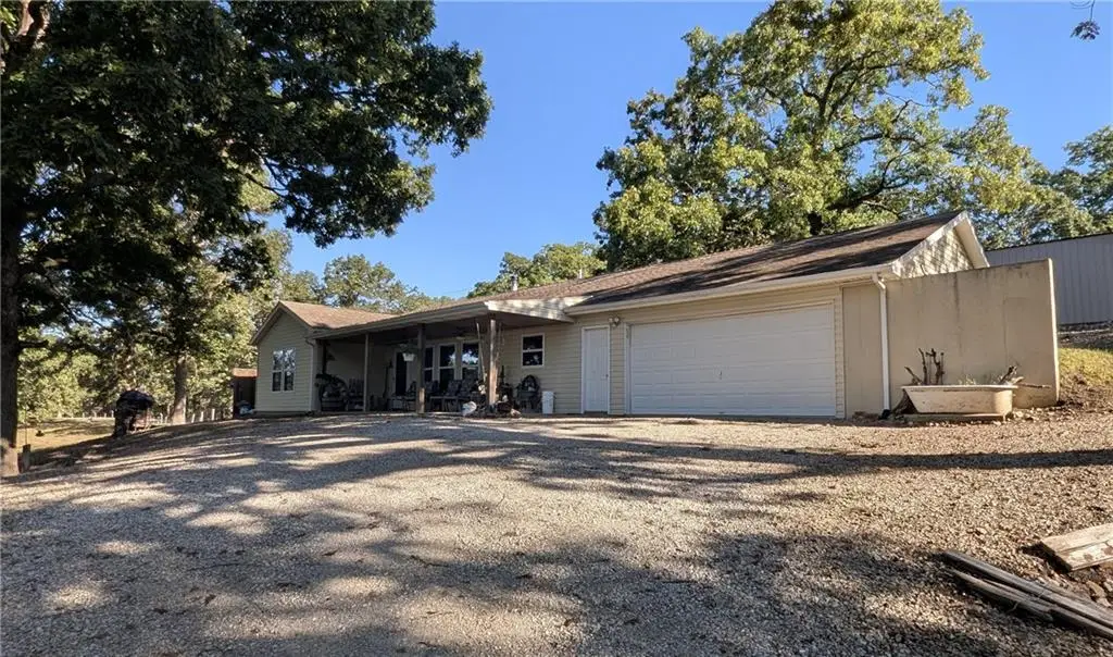 29523 Vixen Avenue, Warsaw, MO 65355 - Image #1