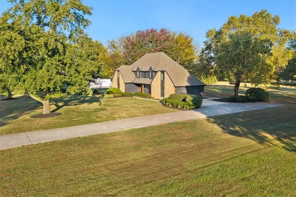 3680 W 194th Street, Stilwell, KS 66085 - Image #1