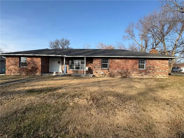 818 Sycamore Street, Lacygne, KS 66040