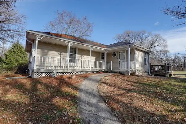 1225 Berry Road, Independence, MO 64057