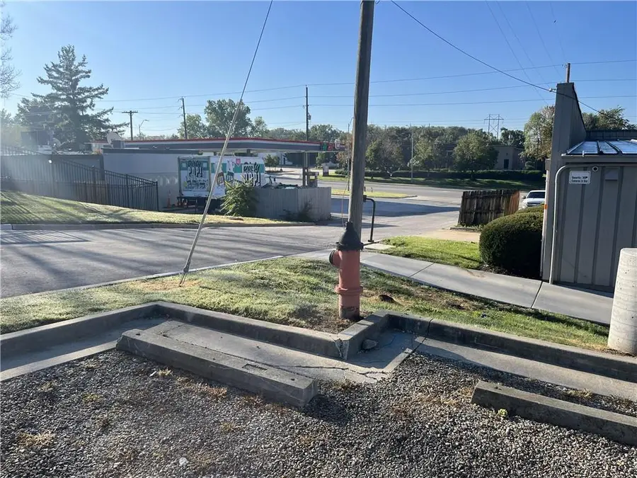 6406 E 87th Street, Kansas City, MO 64138 - Image #3