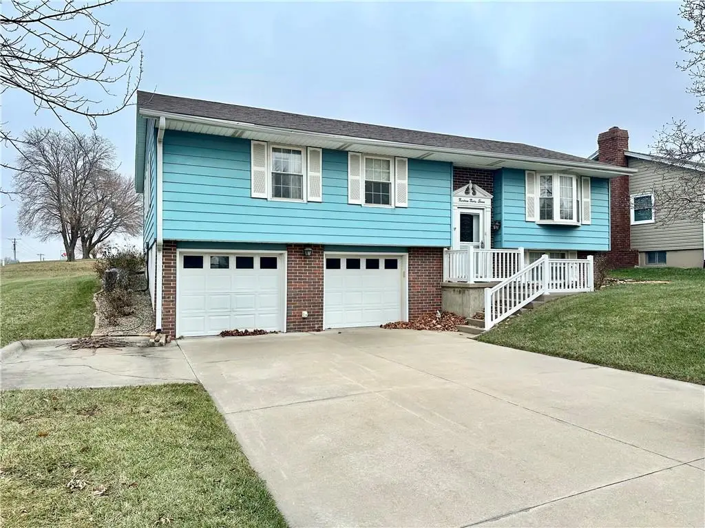 1337 W Crestview Drive, Maryville, MO 64468 - Image #1