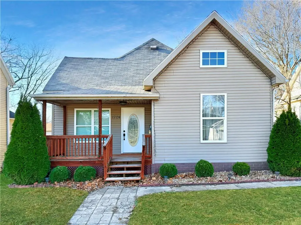 1704 S Moniteau Street, Sedalia, MO 65301 - Image #1