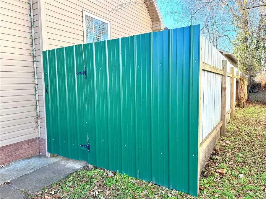 1704 S Moniteau Street, Sedalia, MO 65301 - Image #3