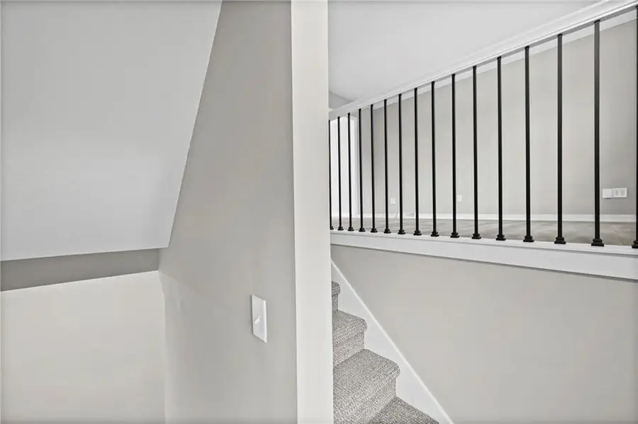 805 NW Castle Drive, Blue Springs, MO 64015 - Image #2