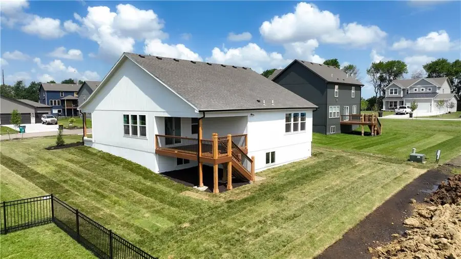 9030 SW 5th Street, Blue Springs, MO 64064 - Image #2