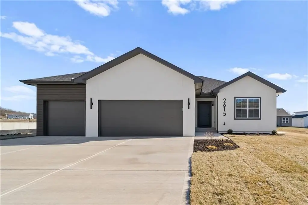 2615 SW Tracker Lane, Lees Summit, MO 64082 - Image #1