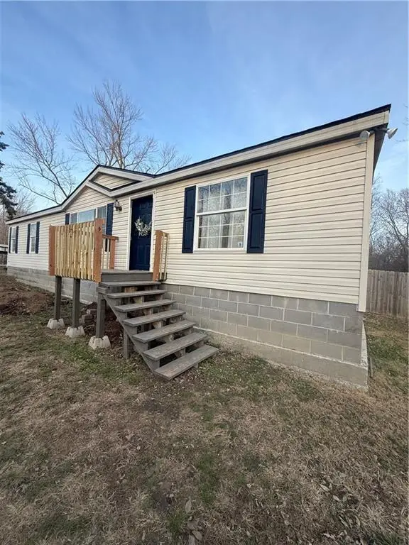 104 S Bailey Road, Pittsburg, KS 66762