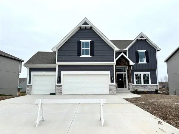 11803 N Bellaire Avenue, Kansas City, MO 64156