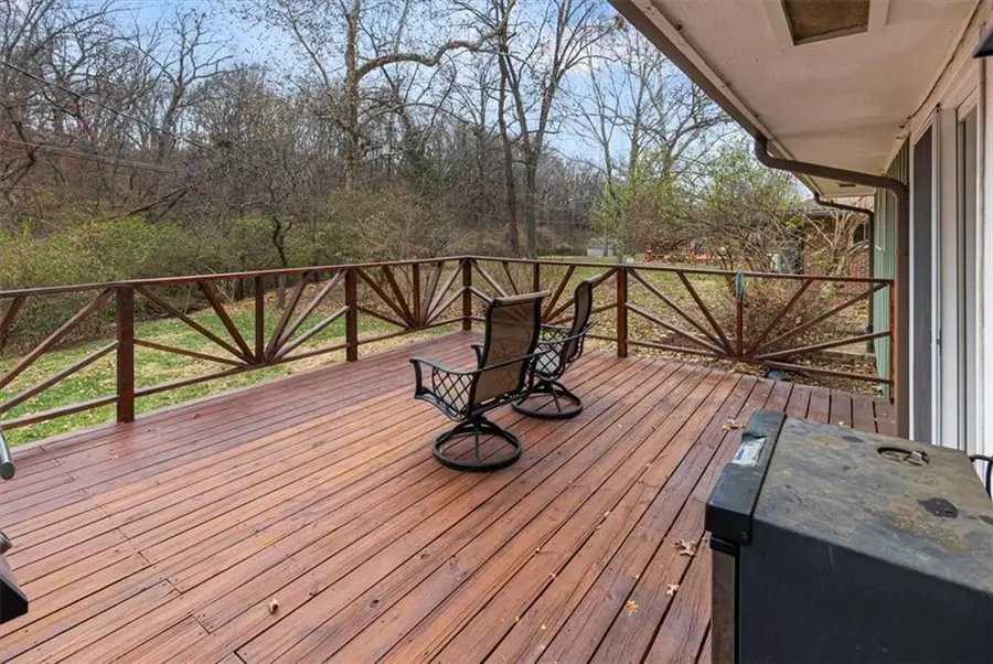 409 NW 58th Street, Kansas City, MO 64118 - Image #2