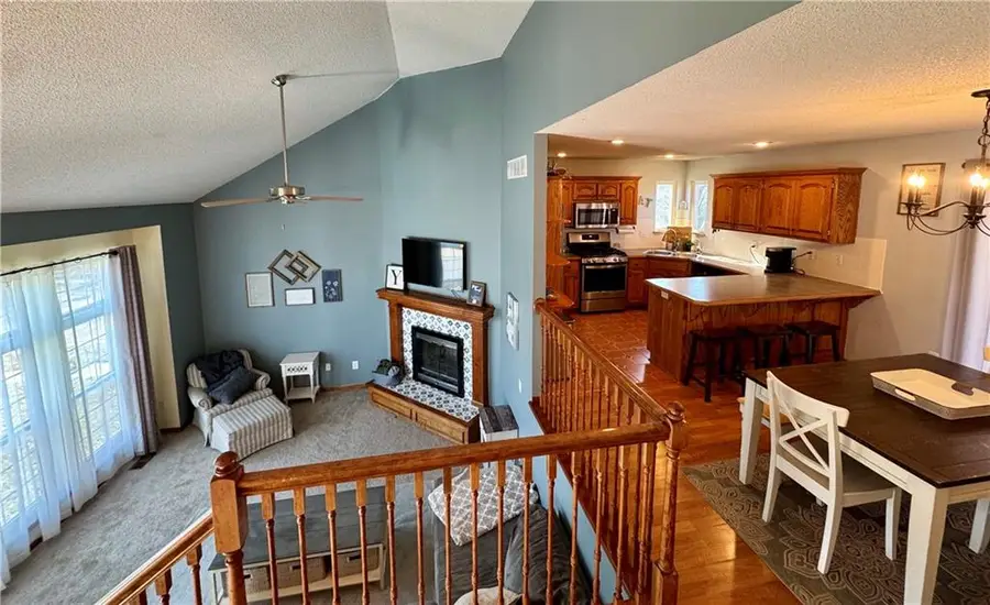 300 N Hickory Street, Gardner, KS 66030 - Image #2