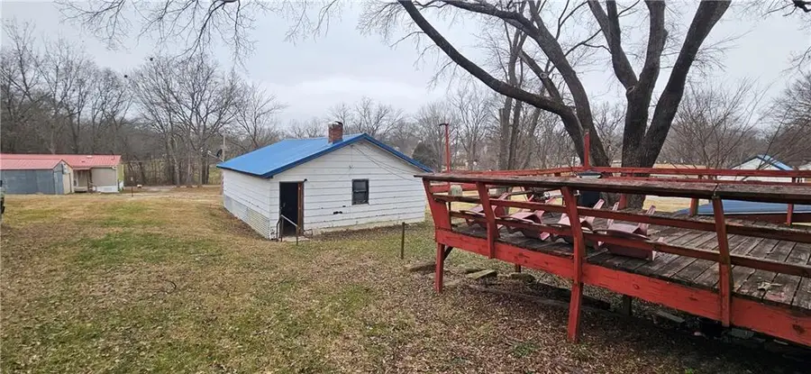 307 Oak Street Street, Urich, MO 64788 - Image #3