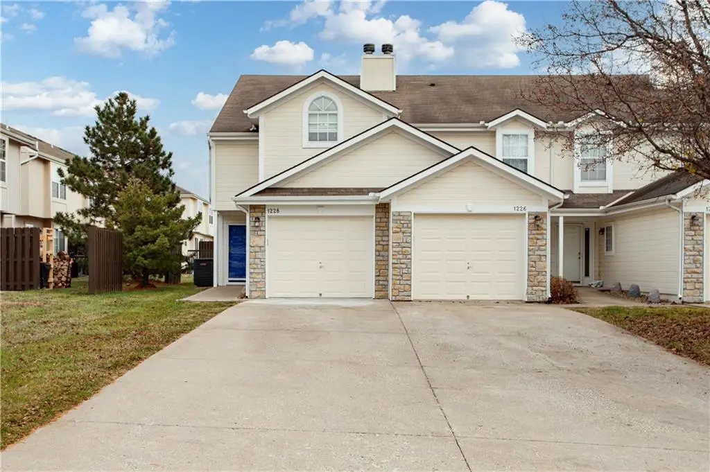 1228 NW Hidden Ridge Circle, Blue Springs, MO 64015 - Image #1