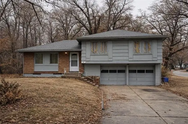 8108 E 91st Terrace, Kansas City, MO 64138