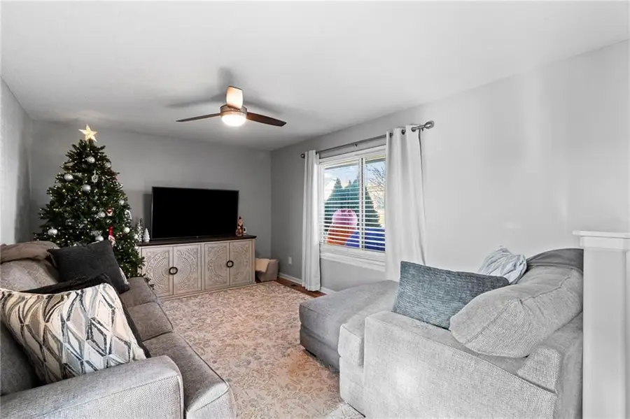 951 NW Long Drive, Grain Valley, MO 64029 - Image #3