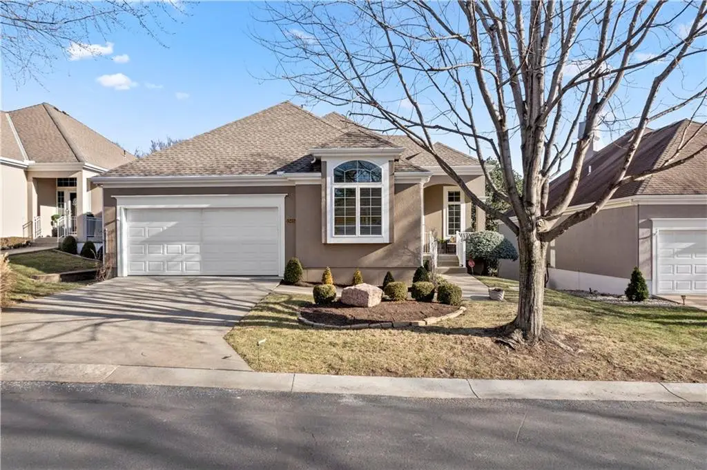 13415 Summit Court, Kansas City, MO 64145 - Image #1